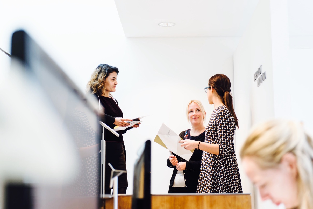 October 18 : Women at work - Liam Bailey 
