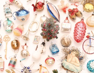 Christbaum, Schmuck und Weihnachtskrippen